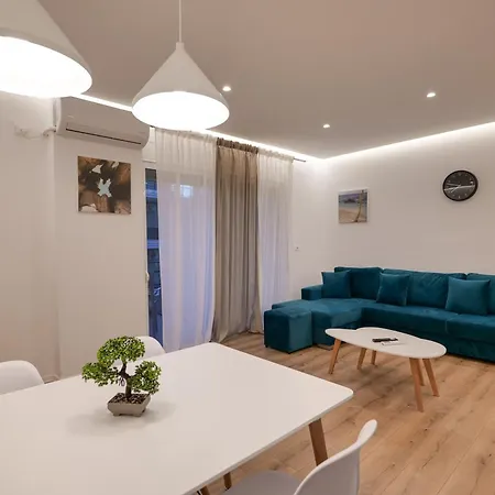 Siera Sarandë